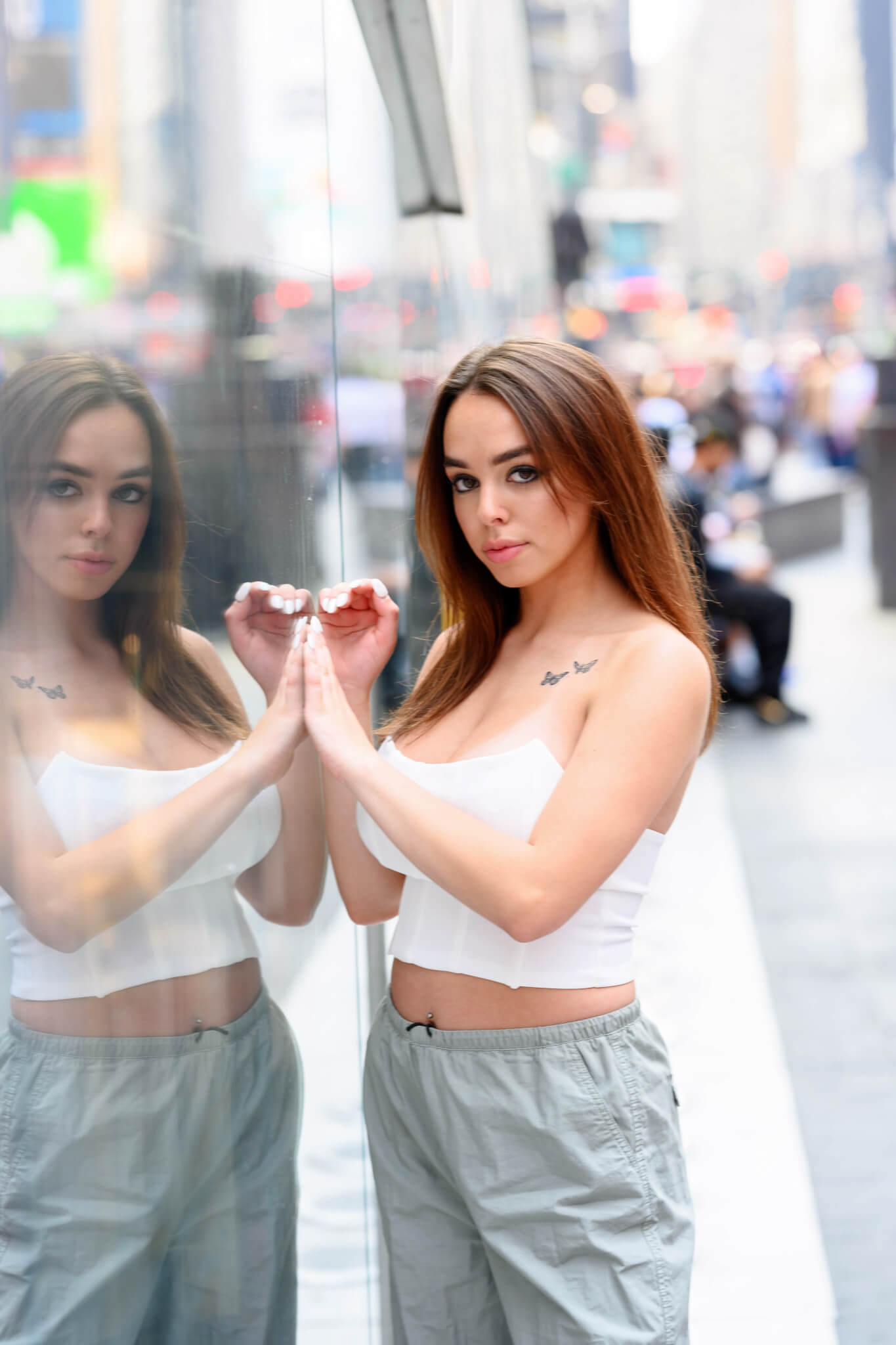 Leah _0219 copy Times Square location for senior photos with Planet Photo
