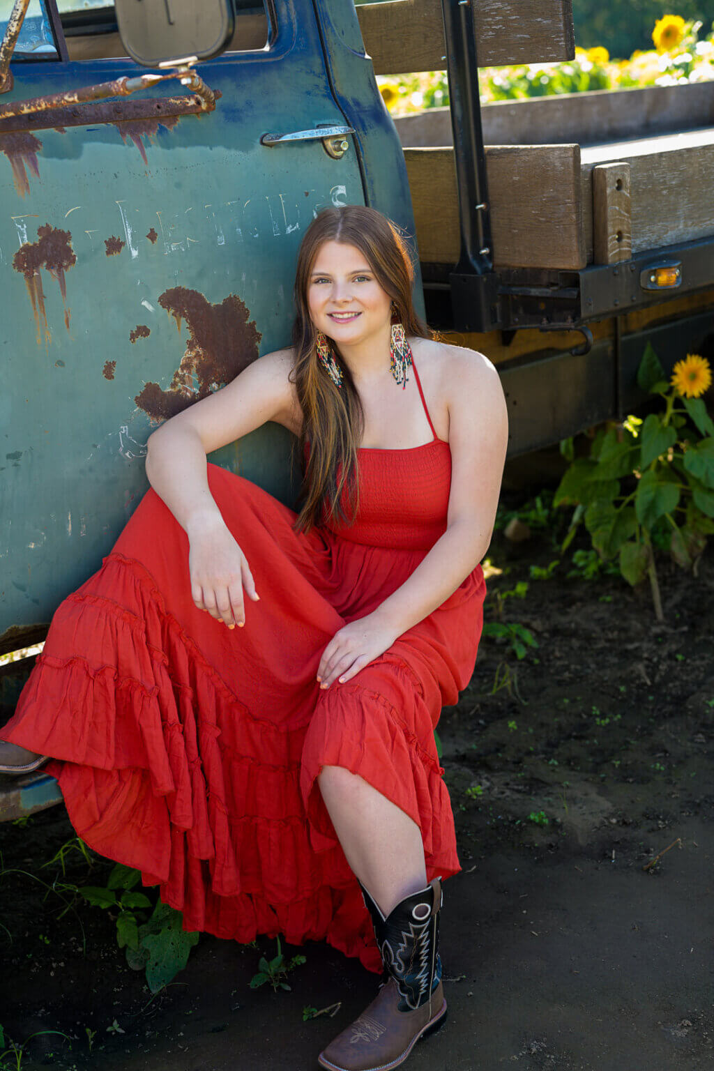 senior portraits with a vintage vibe for senior year