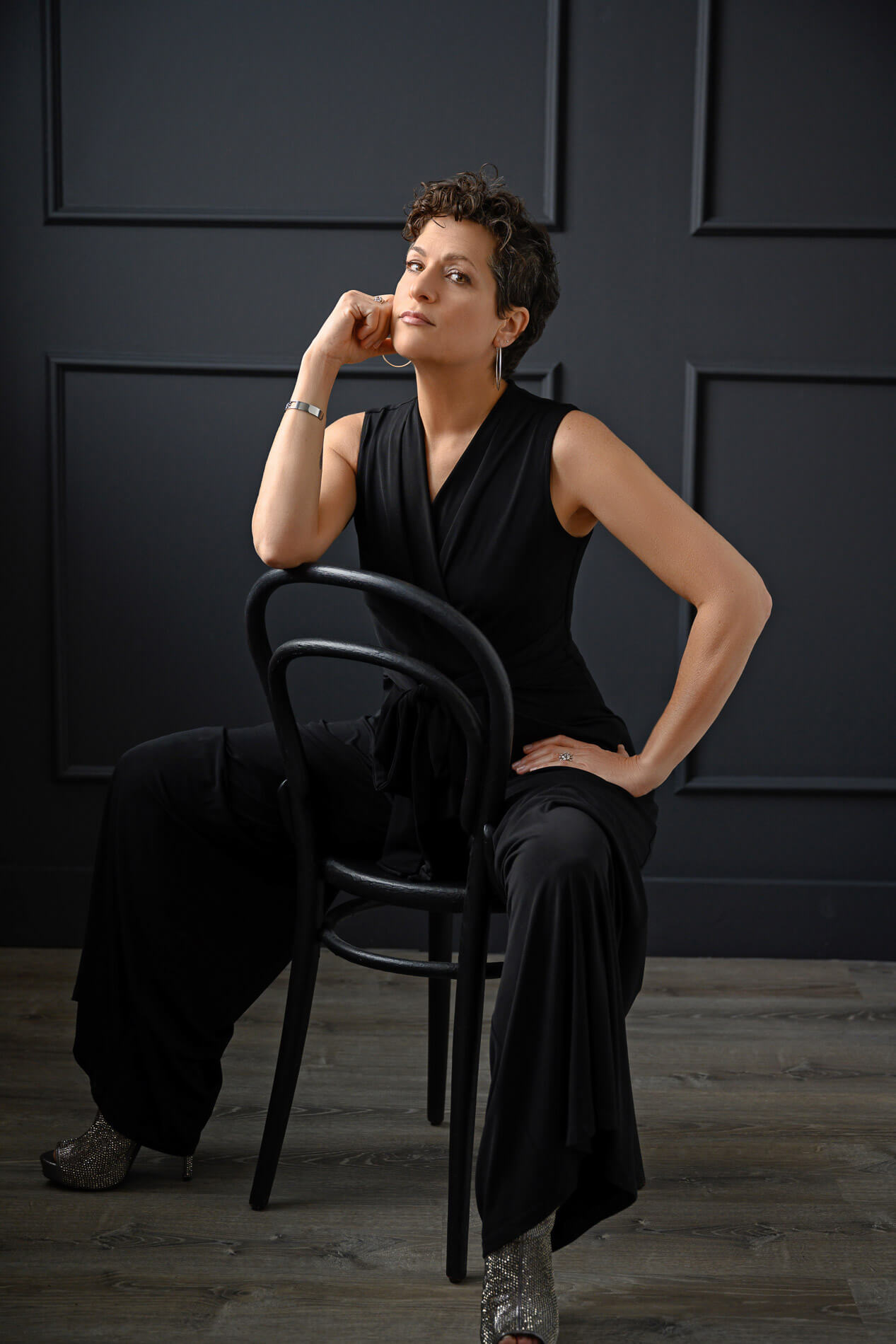 Survivor Portrait of Lisabeth Lent captured by photographer Janet Taub in New Milford CT