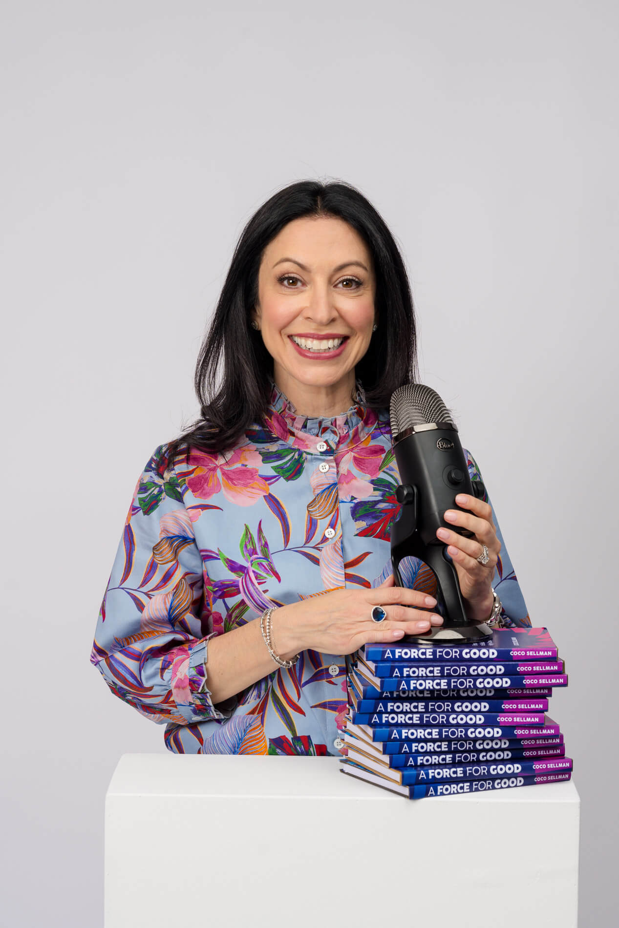 What to wear for Headshots and branding - use props