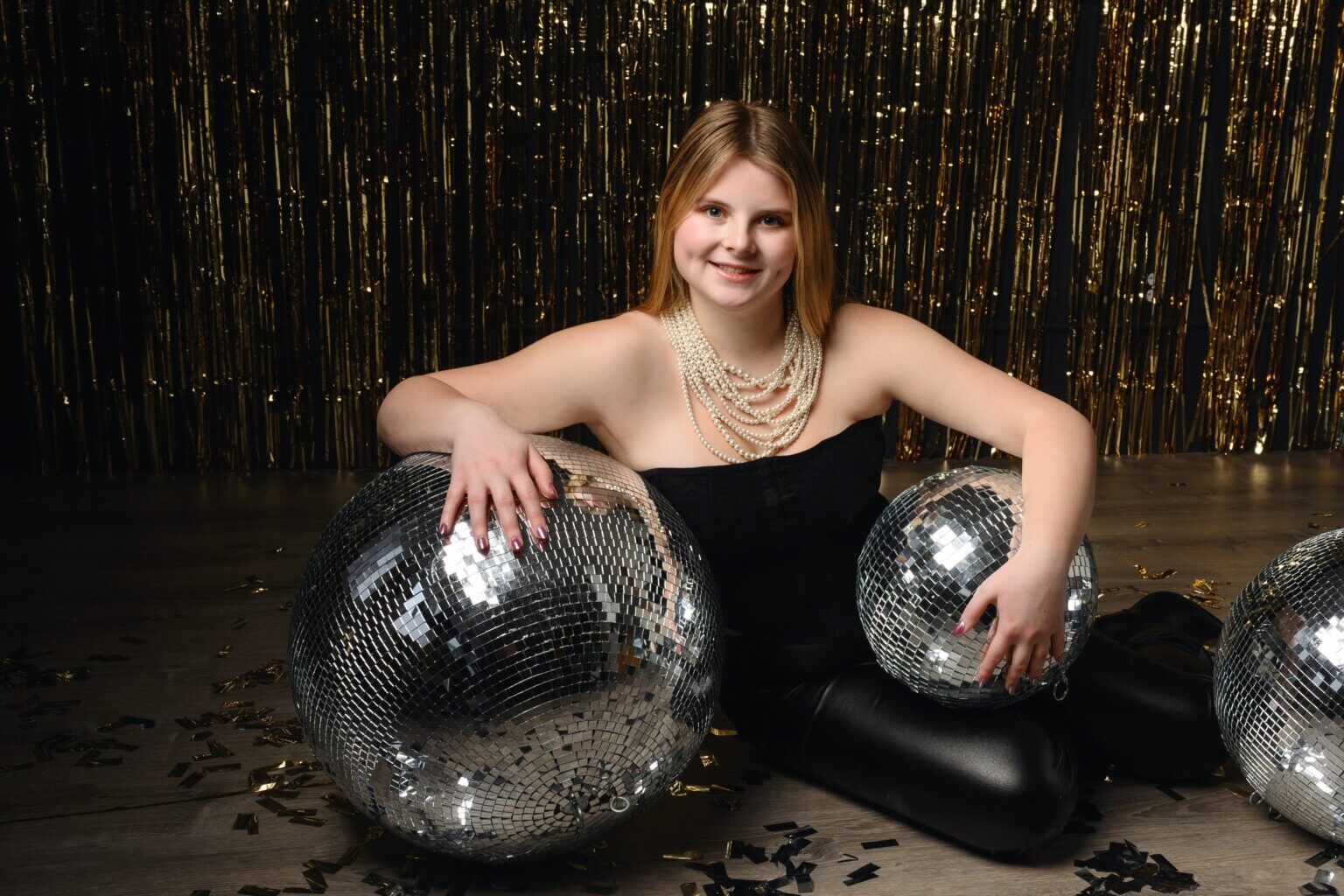 Planet Photo New Milford CT Creative New Year portraits