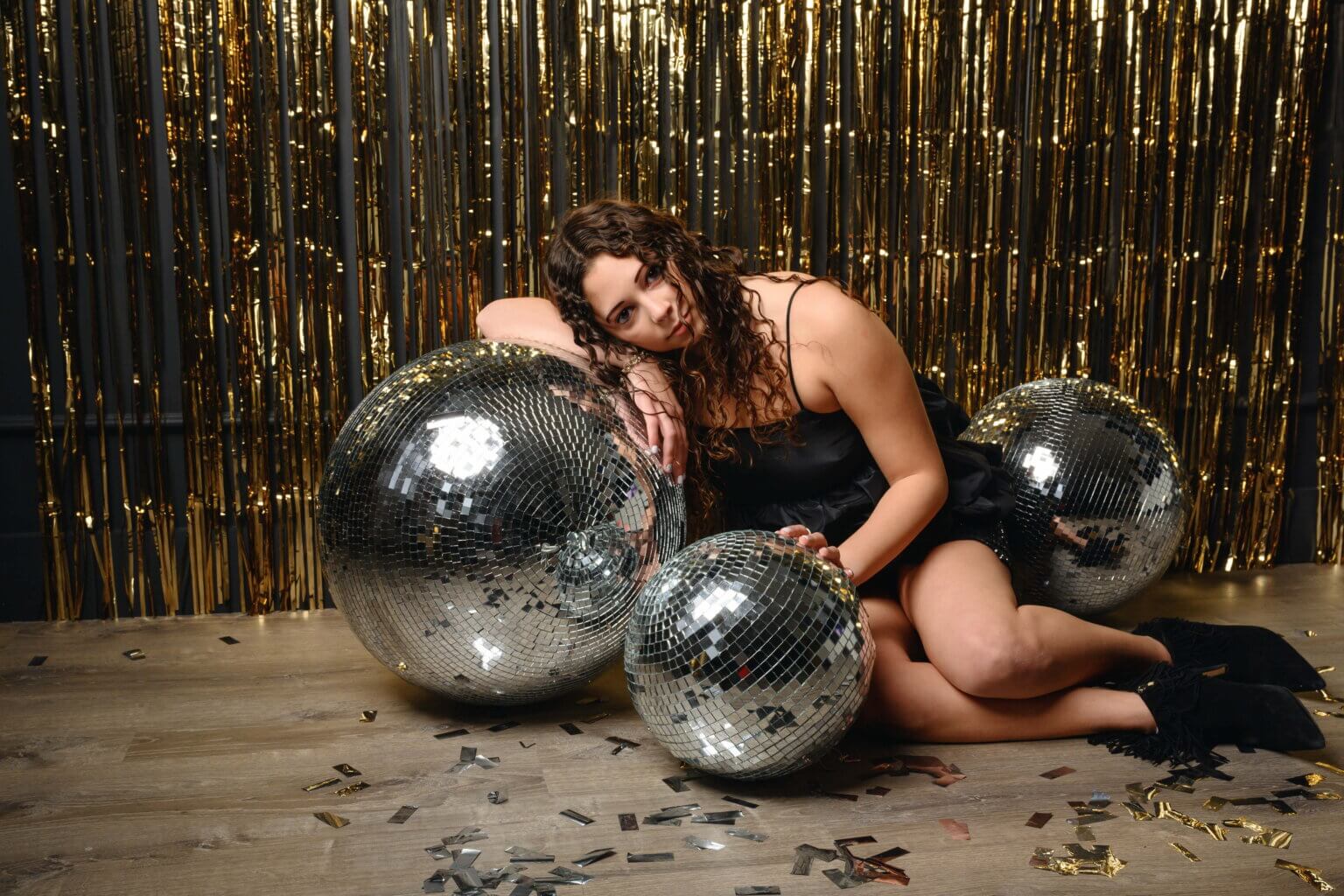 Planet Photo New Milford CT Creative New Year portraits