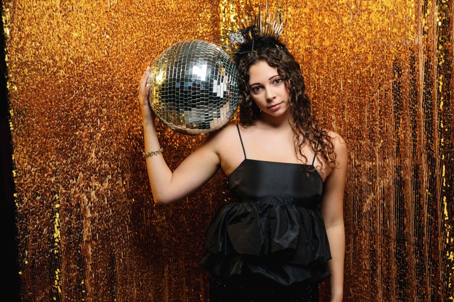 Planet Photo New Milford CT Creative New Year portraits