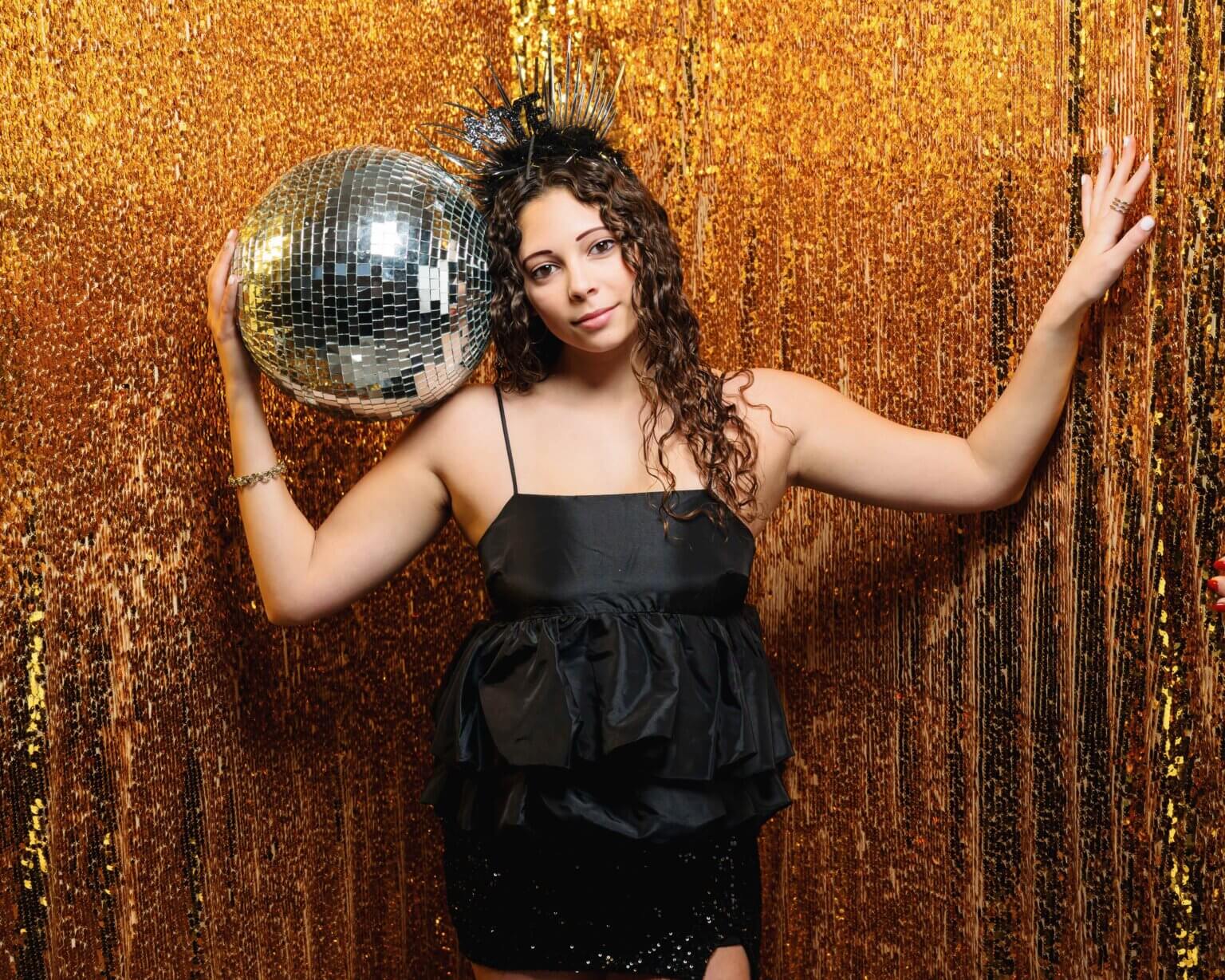 Planet Photo New Milford CT Creative New Year portraits