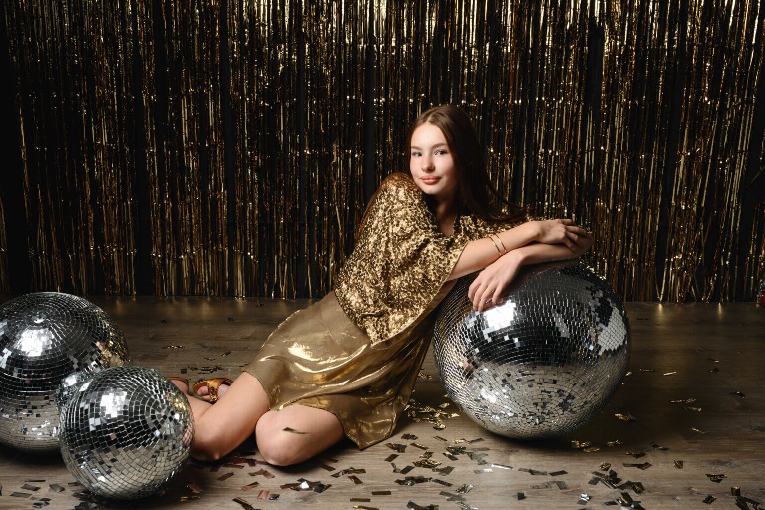 Planet Photo New Milford CT Creative New Year portraits