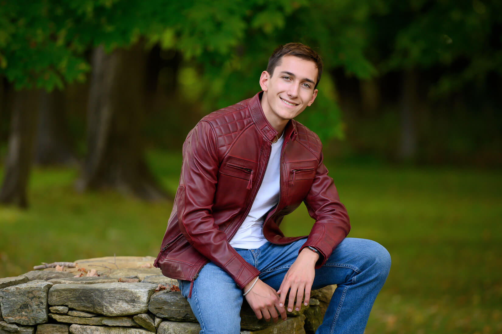 Senior Portraits Guide for what Guys can wear